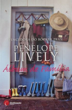 Álbum De Família